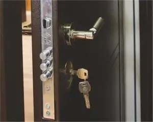 Заключваща система
